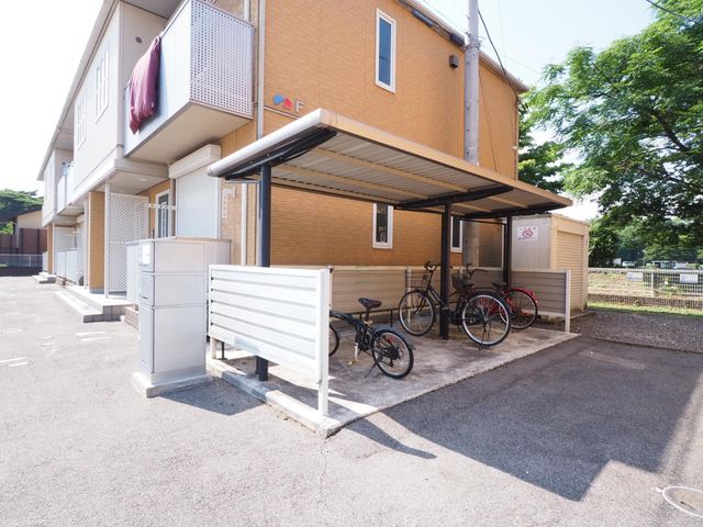その他共有部分　屋根付き駐輪場