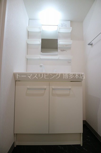 洗面設備　※別号室の参考写真になります。