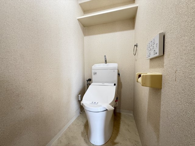 トイレ　清潔感のあるトイレです♪