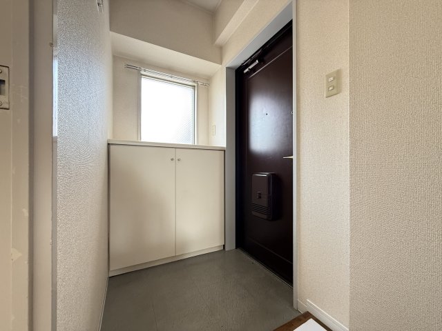 玄関　広々とした玄関です！