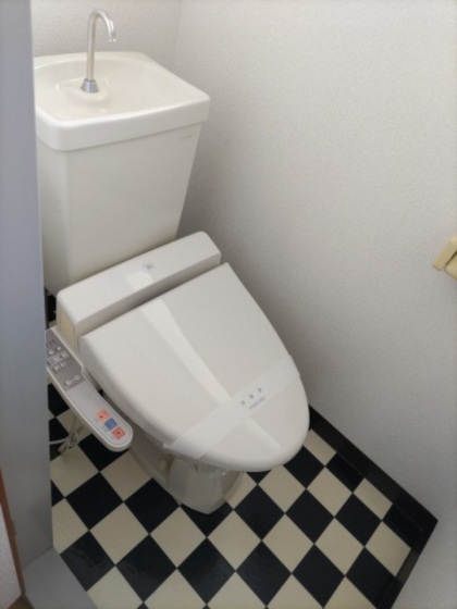 トイレ　※別部屋の写真です
