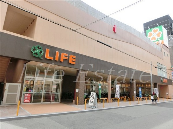 スーパー　ライフ堺筋本町店（スーパー）まで380m