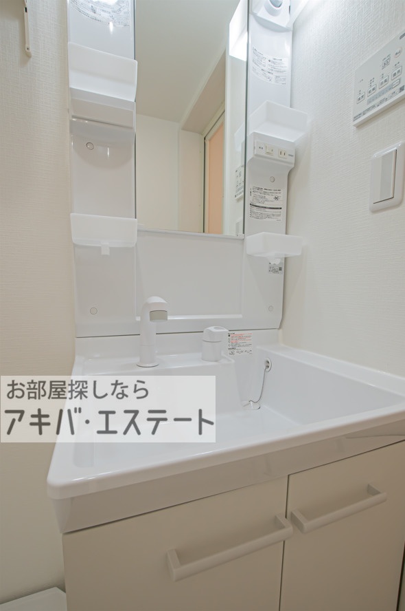 洗面設備　同一仕様写真