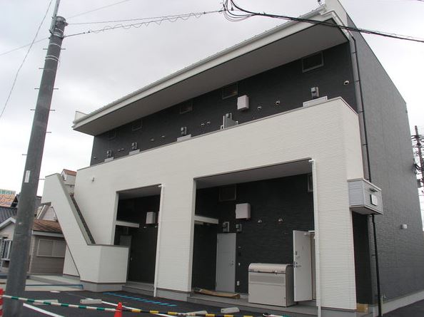 建物外観　外観は落ち着いています