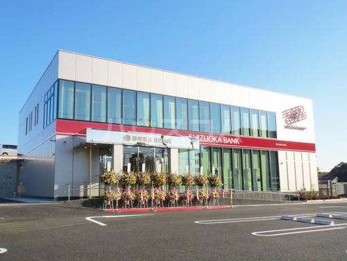 銀行　静岡銀行 住吉支店（銀行）まで690m