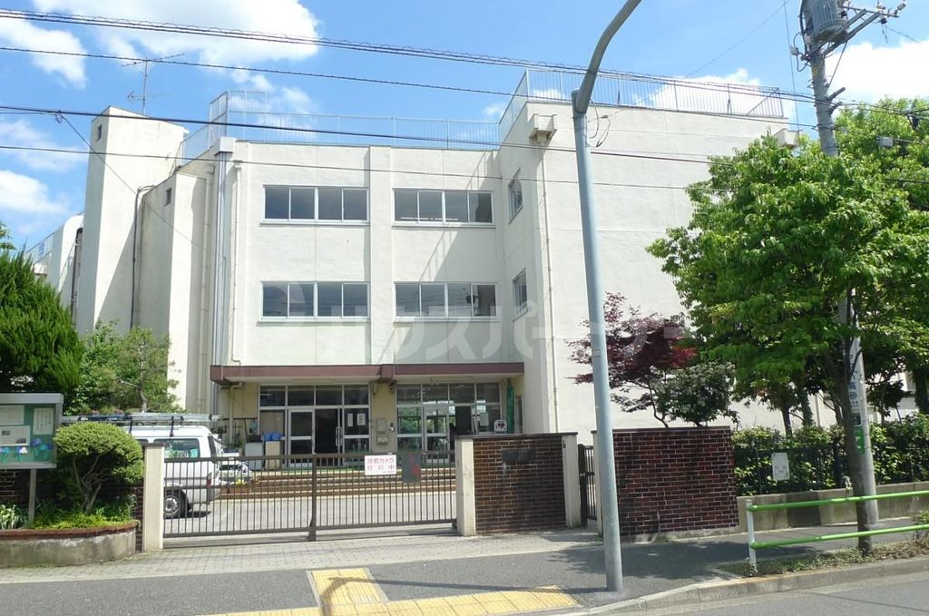 小学校　葛飾区立北野小学校（小学校）まで520m