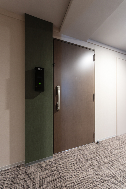 玄関　※写真は同タイプ住戸です。