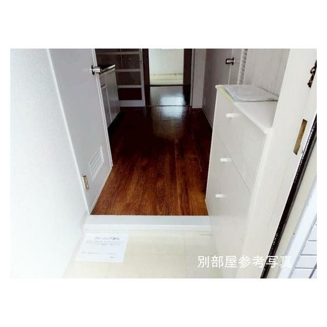 玄関　物件画像