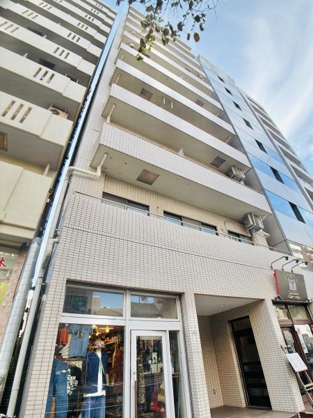 建物外観　落ち着いた雰囲気の外観です