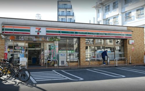 コンビニ　セブンイレブン世田谷若林4丁目店（コンビニ）まで452m
