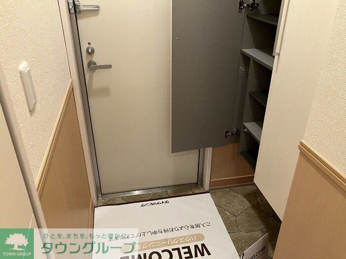 玄関　お問合せはタウンハウジングまで！※現地待合わせ相談可能