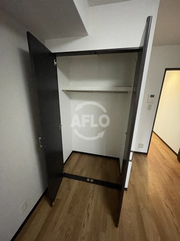 収納　みおつくし江戸堀　クローゼット