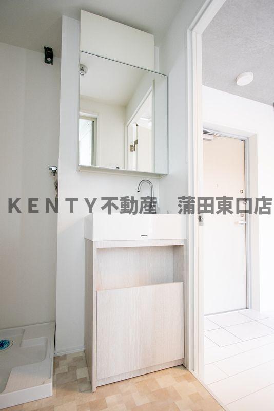 洗面設備　建物の内部です
