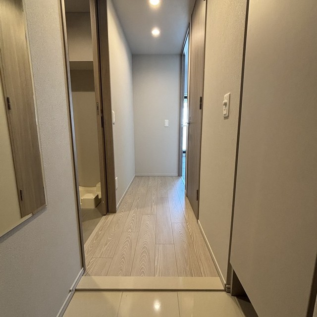 玄関　※写真は同タイプ住戸です。