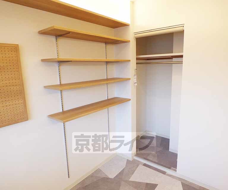 収納　他にも収納スペースあり