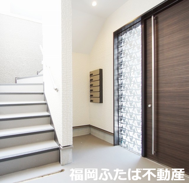 REGALEST 西月隈の外観写真