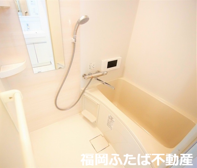 REGALEST 西月隈の風呂写真