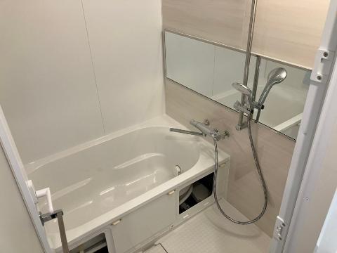 バス・シャワールーム　バス