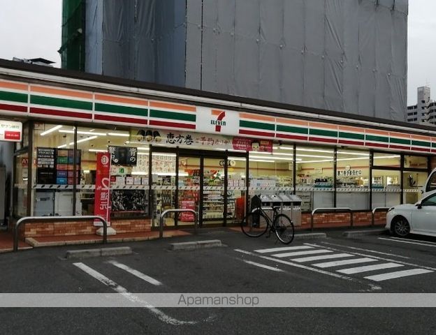 コンビニ　セブンイレブン（コンビニ）まで513m