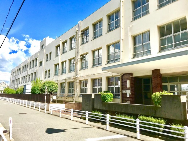 小学校　大阪市立加美小学校（小学校）まで1080m