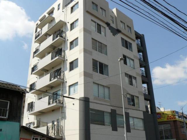 建物外観　【外観写真】募集の２号室は東南角の明るい部屋です