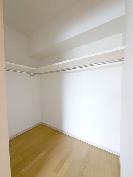 収納　室内写真は別部屋の写真です。