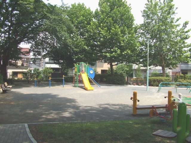 公園　こざか第一公園（公園）まで500m