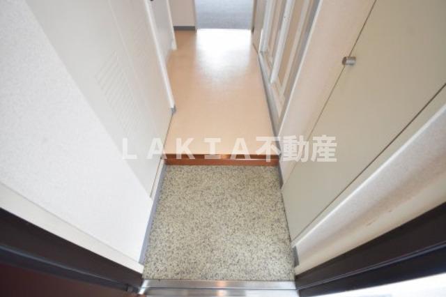 阪急神戸線 中津駅 徒歩5分 10階建 築32年の玄関写真