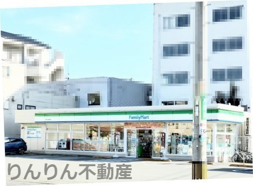 コンビニ　ファミリーマート 徳島山城西店（コンビニ）まで419m