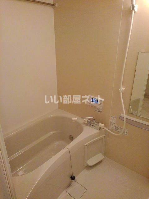 カサレリアIIIの風呂写真