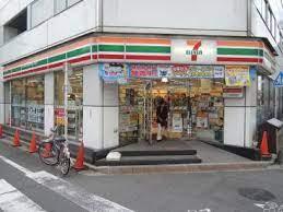 コンビニ　セブンイレブン 大田区蒲田5丁目店（コンビニ）まで99m