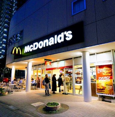 飲食店　マクドナルド西大井駅前店（飲食店）まで417m