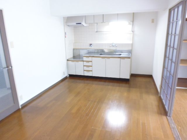 ラビリント川島の居間写真