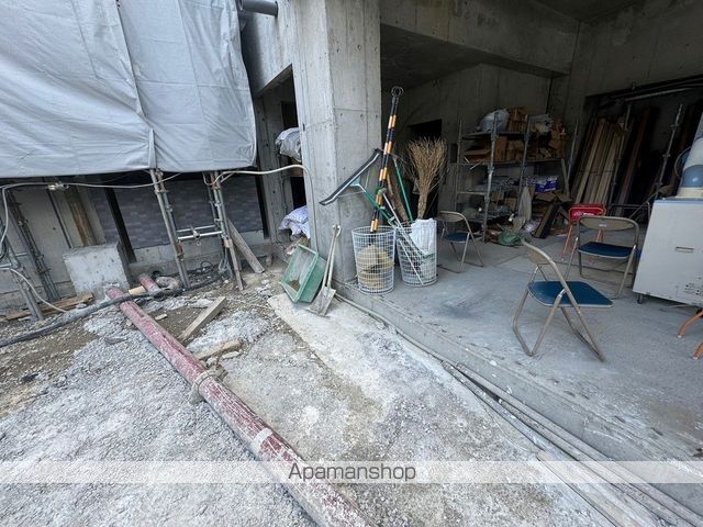 地下鉄千日前線 今里駅 徒歩5分 10階建 築2年の外観写真