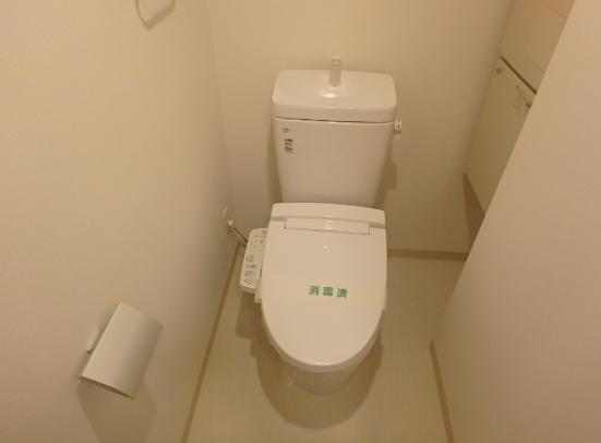 東武東上線 大山駅 徒歩6分 5階建 築9年のトイレ写真