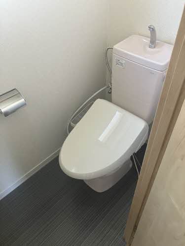 ハイツニューパリヤII Bのトイレ写真