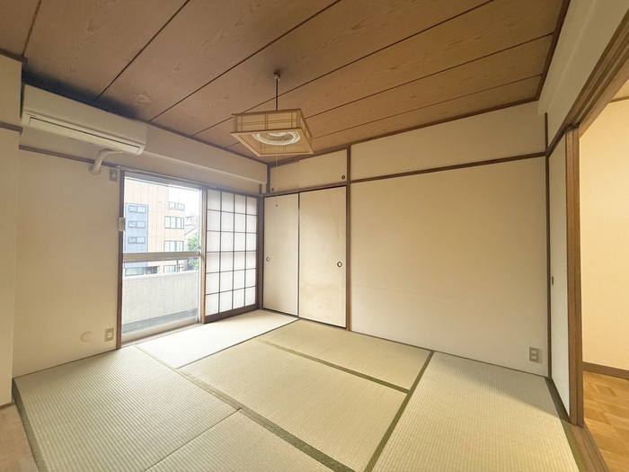 ハイツ末広の居間写真