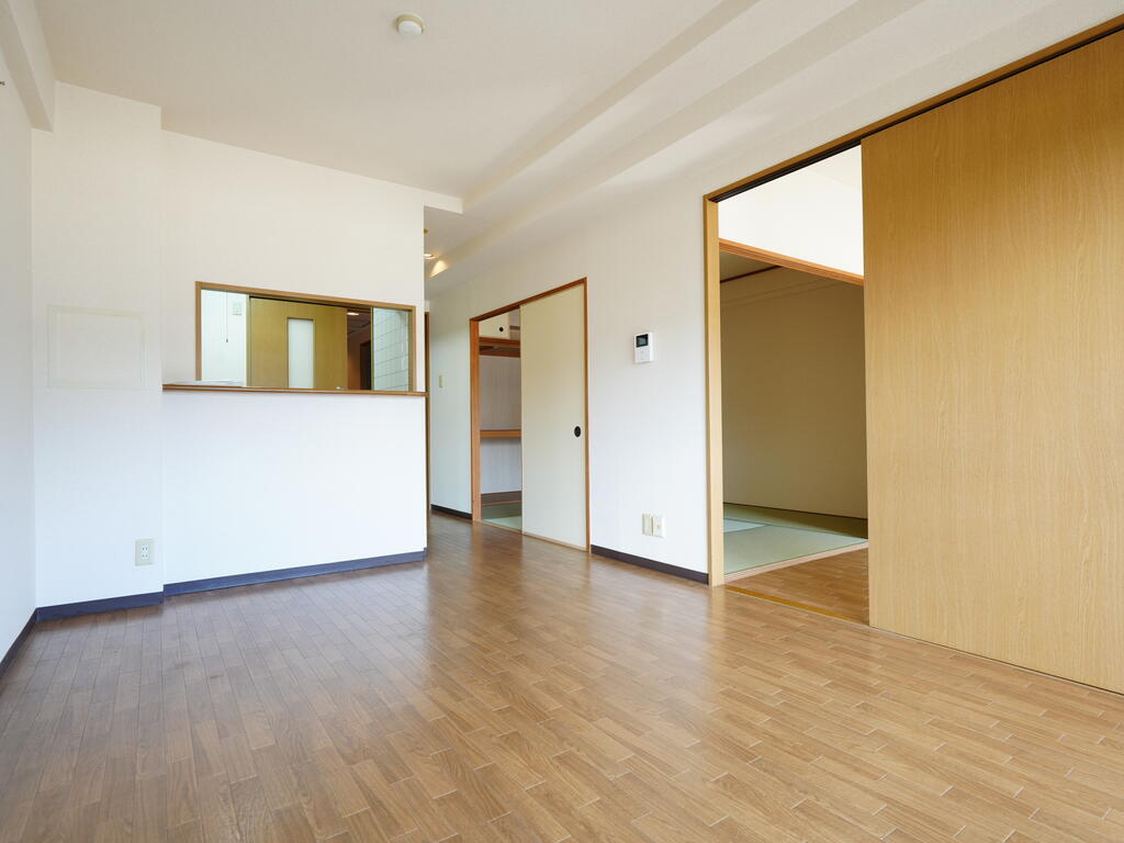 casa 花水木の居間写真