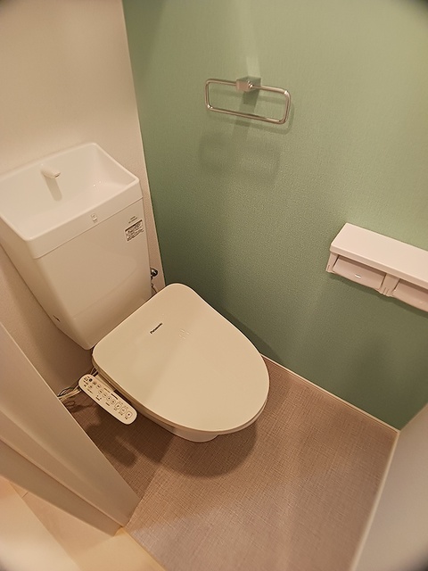 ＪＲ豊肥本線 肥後大津駅 徒歩10分 2階建 築1年のトイレ写真