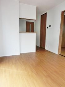 クレストヒル山下 Bの居間写真