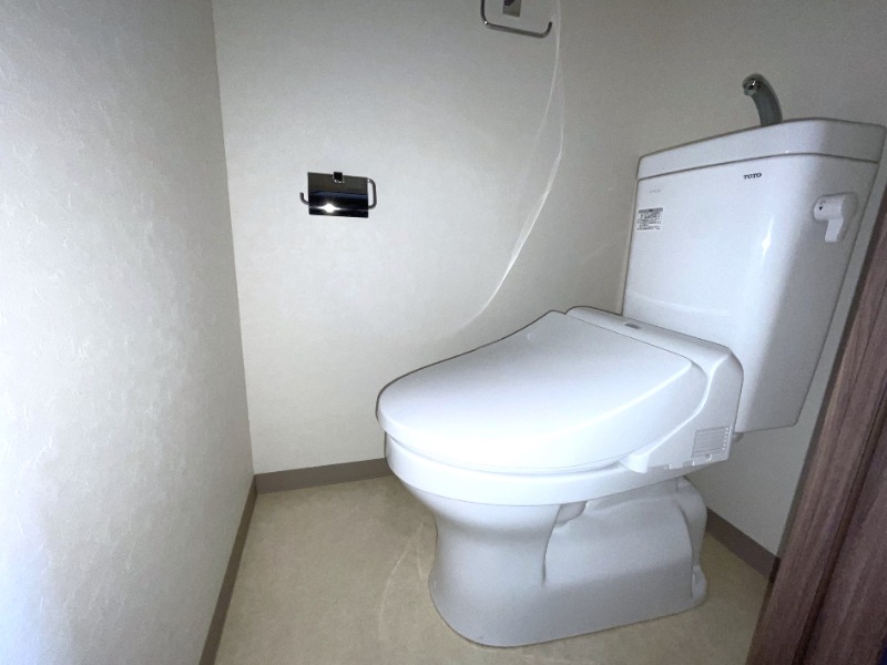 クリエイトビュー三宮磯上公園のトイレ写真