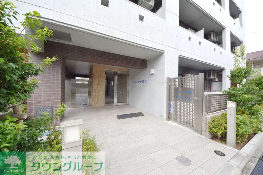 エントランス　エントランス