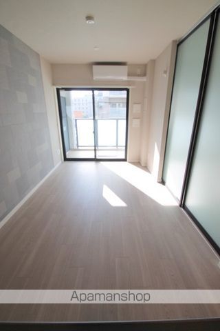 地下鉄長堀鶴見緑地線 玉造駅 徒歩8分 8階建 築3年の居間写真