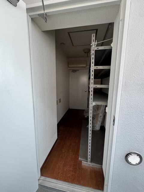 バルコニー　浴室乾燥機完備