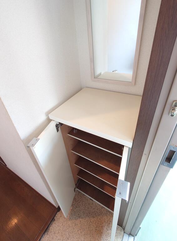 日暮マンションの玄関写真