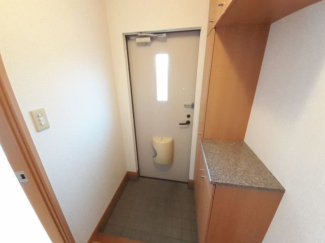 アンソレイエの玄関写真