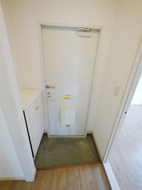 メイプルハイツの玄関写真