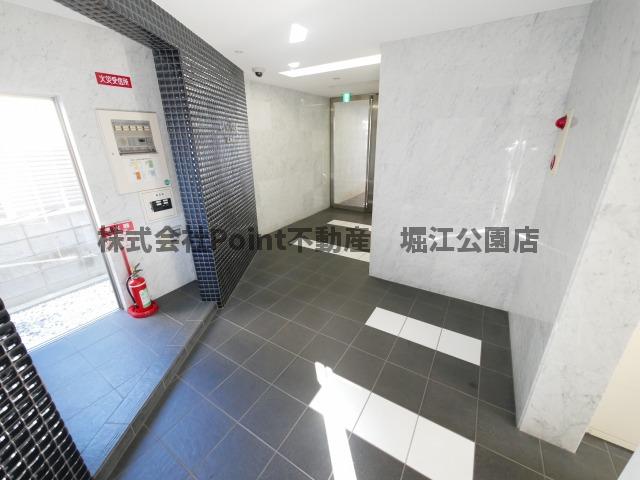 地下鉄谷町線 中崎町駅 徒歩7分 9階建 築18年の外観写真