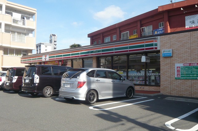 コンビニ　セブンイレブン小倉神岳2丁目店（コンビニ）まで179m