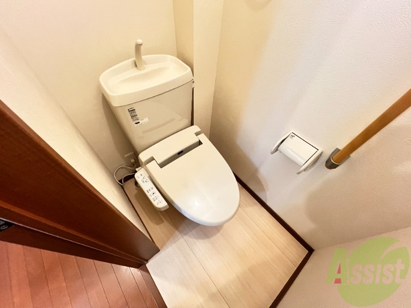 トイレ　落ち着いて利用できるトイレスペースです